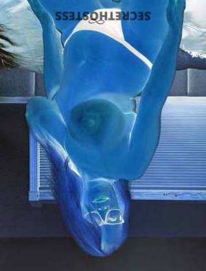42 year old Escort in Columbia MO Hot MILF