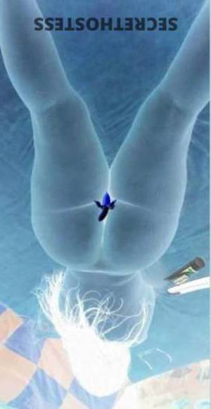 43 year old Escort in Miami FL Mature Elegance Incall/Outcall Escort, Car Fun, Videos