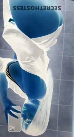 23 year old Escort in West Palm Beach FL Horny Andrea, 23, are ready in West Palm Beach