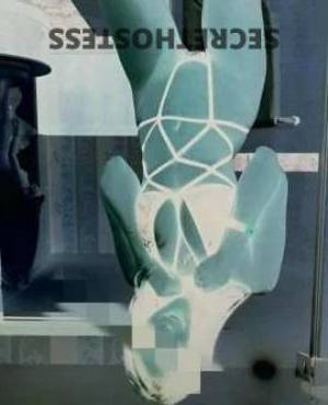 Tempting New Arrival Bella, Your Voluptuous GFE Goddess from in Cairns