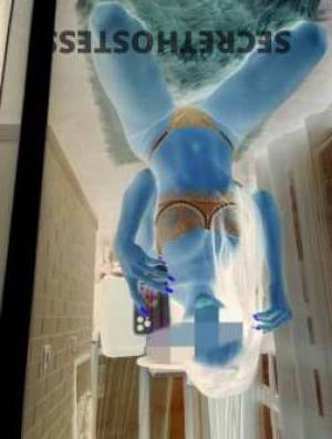 27 year old Escort in Geraldton Unleash Your Wild Side with MILF Daisy's Erotic 