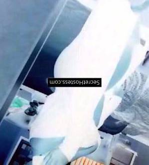 Karina 27Yrs Old Escort 82KG 167CM Tall Québec Image - 4