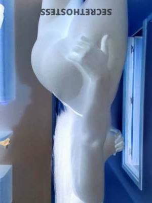 26 year old Escort in Knoxville TN Lexi Fetish-Friendly Playmate Ready for You