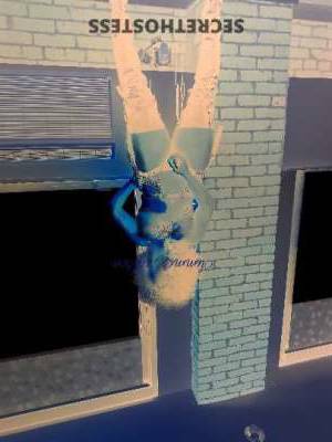 29 year old Escort in San Francisco CA Kinky Adventures with SummerJachson BDSM, Femdom, and More