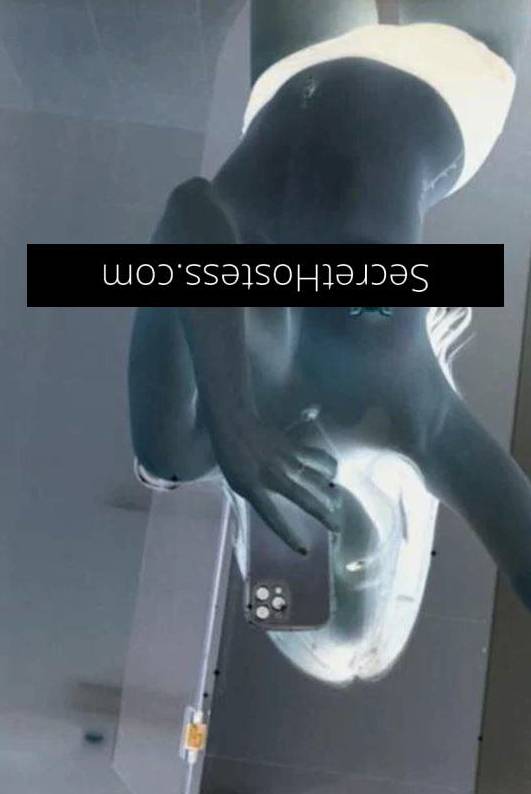 25Yrs Old Escort Size 8 Rockingham Image - 1