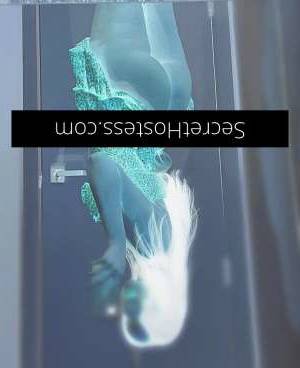 23 year old Escort in Braitling Alice Springs Piao Hot DD Escort in Alice Springs