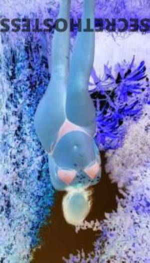 23 year old Escort in Fremantle Perth Playful Trix Sweet & Seductive Escort in Perth