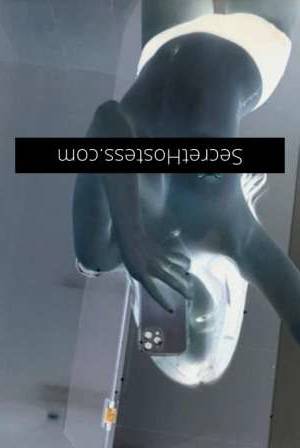 25Yrs Old Escort Size 8 Rockingham Image - 1