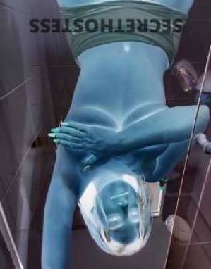 25 year old Indian Escort in Ipswich Brisbane Indulge in Sultry Embrace Indian HURNY BUSTY GIRL rocks your