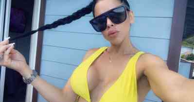 I'm available now for hookup in Bad Pyrmont