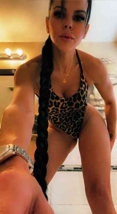 I’m available now for hookup in Tarnow