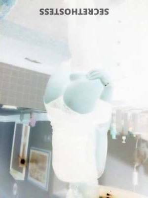 32 year old Escort in Louisville KY Sexy Siren