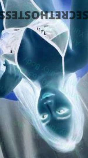 Unforgettable Malaysian Girlfriend Amira in Tamworth