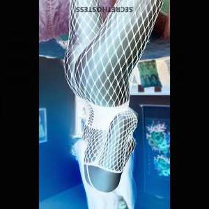 0 year old Caucasian Escort in Chicago IL Camille Kisses