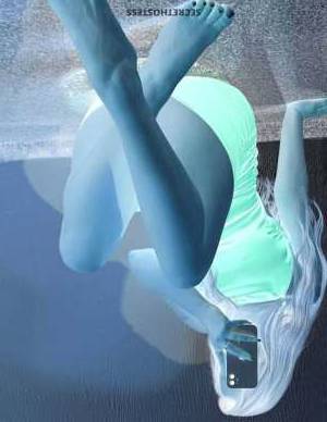32 year old Escort in Long Island NY Alluring Adult Entertainer Blonde Big Boobs 5-Star Delight