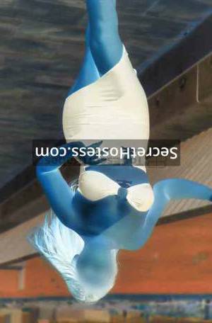 18 year old Peruvian Escort in Barcelona Paola