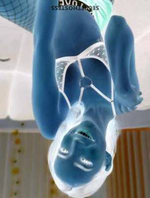25 year old Escort in Los Angeles CA Petite Outcall Cutie