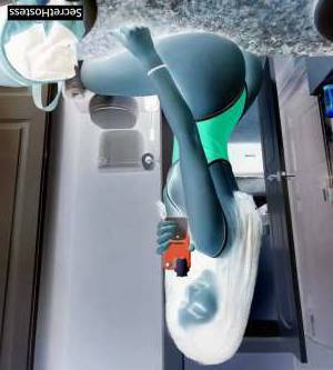 24 year old Asian Escort in Honolulu HI Unforgettably Erotic Stella, Sensual Asian Escort