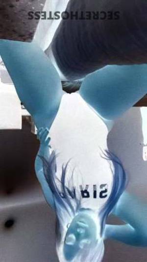 25 year old Cuban Escort in Mendocino CA Cuban hottie in town