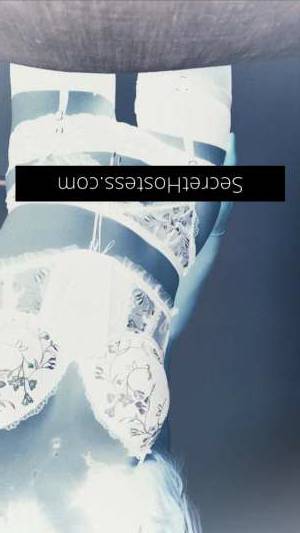 20 year old Escort in Barangaroo Sydney Sensual Mavis Your Night of Passion and Pleasure