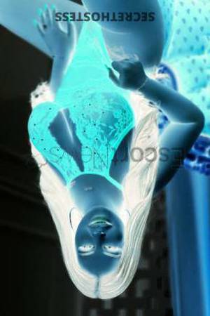 22 year old European Escort in London Agency Model Hope