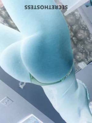 25 year old Escort in Long Island NY Melissa, petite goddess