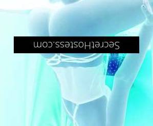 2 words "Luxe Escort in Gold Coast
