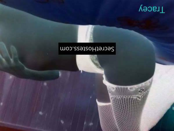 Escort Size 12 177CM Tall Image - 0