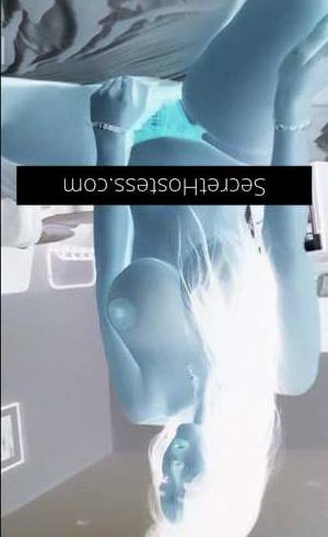 21 year old Escort in Townsville Brunette Bombshell Escort Jessica