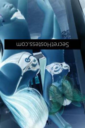 23 year old Asian Escort in Newcastle Apple Sexy Asian Party Girl for Passionate Encounters