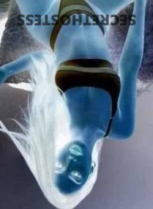 28 year old Escort in Glenelg Adelaide Hot party girl for you watch me play
