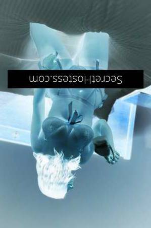 28 year old Escort in Carlton Melbourne Dylan's Delights Captivating green eyes, soft skin, and