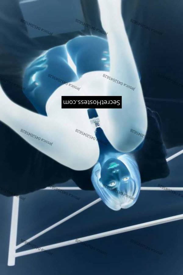 Jessica Escort Size 6 156CM Tall Image - 1