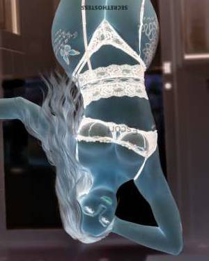 21 year old European Escort in Riyadh Alexa, Elite Companion