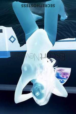 25Yrs Old Escort 53KG 160CM Tall Phuket Image - 1