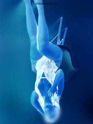 30 year old Latino Escort in Medellin Elite Escort - Emma Londono