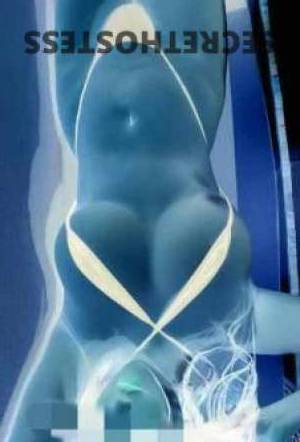 27 year old Escort in Cairns Horny Lily, passionate GFE