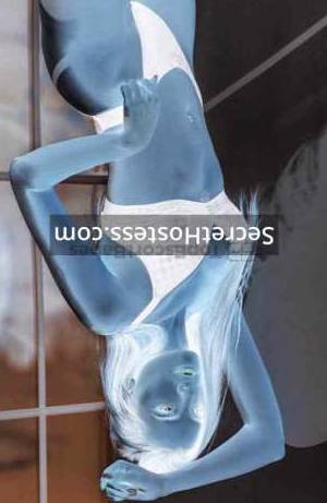 22 year old Ukrainian Escort in Cairo Independent Masha