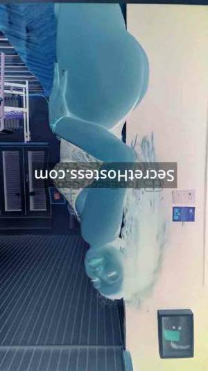 25 year old Colombian Escort in Cairo Tina Agency