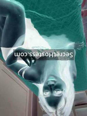 23 year old Chinese Escort in Cairo Agency Xiaoxiao