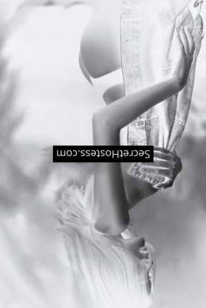 25 year old Asian Escort in Makati Shiela, Independent