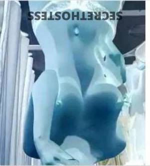 21 year old Asian Escort in Zillmere Brisbane Busty Asian Girls for you