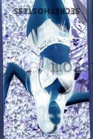 21 year old Latino Escort in Barcelona Captivating Victoria