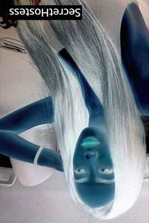 24 year old Filipino Escort in Kuala Lumpur Elegance and Intelligence Redefined Meet Fiona, Your 