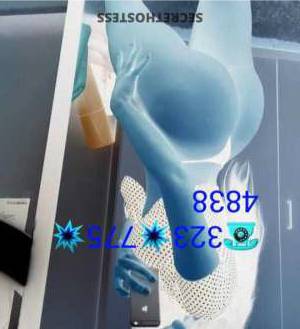 25 year old American Escort in Los Angeles CA Hot Girls 24/7, incall/outcall