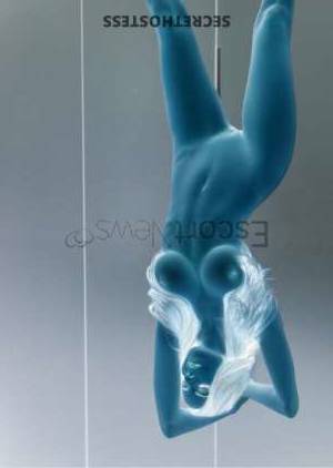 25 year old European Escort in Düsseldorf Luxury Ruby