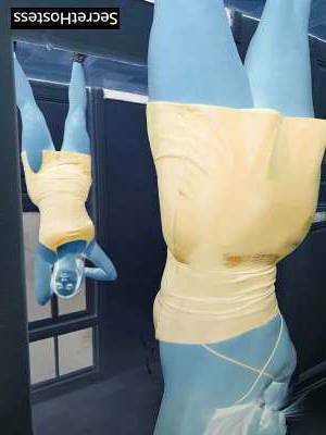 42 year old Escort in Nice Finding Your Perfect Match with KAROL - The Elite Escort 