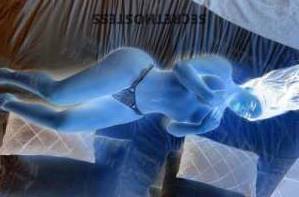 28 year old Escort in Bell Park Geelong Try Annie's services! Best in Bell Park