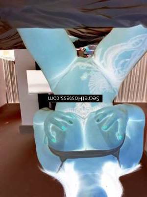 39 year old Escort in independent escort girl in: Guarulhos Unwind and Indulge in Passionate Delights