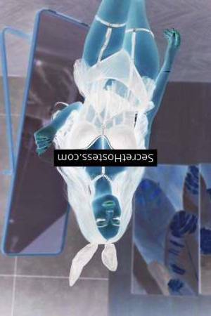 24 year old Escort in Jeddah Lika's Agency